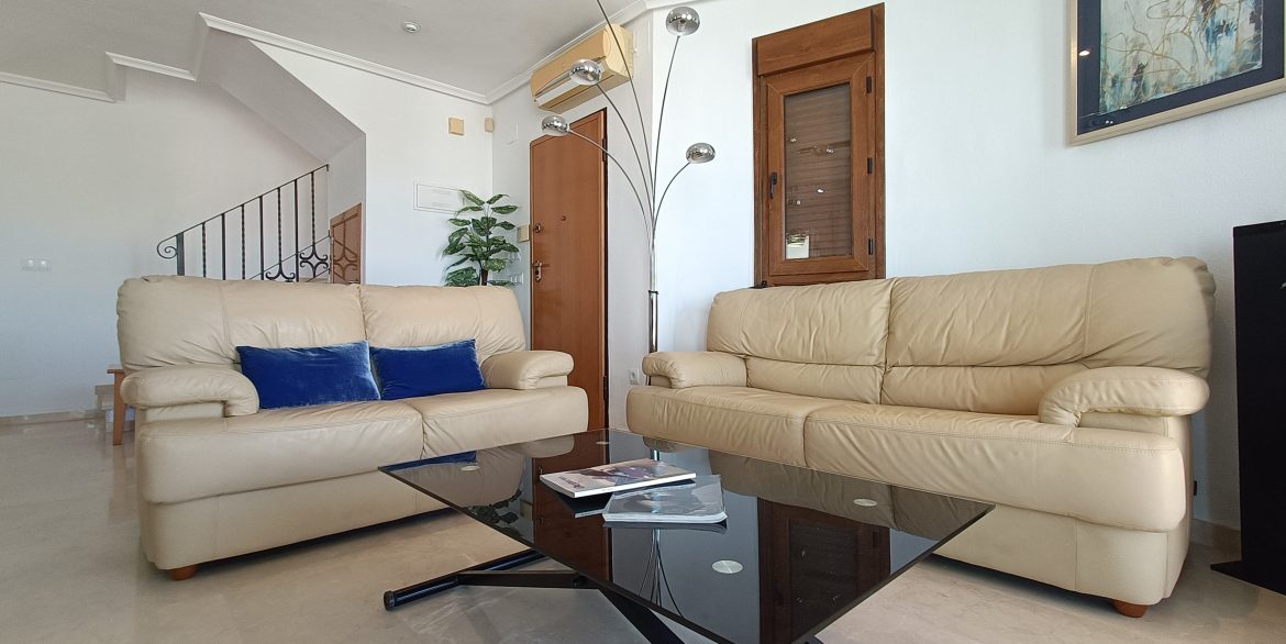11162_beautiful_linked_detached_villa_060925113805_lou_3