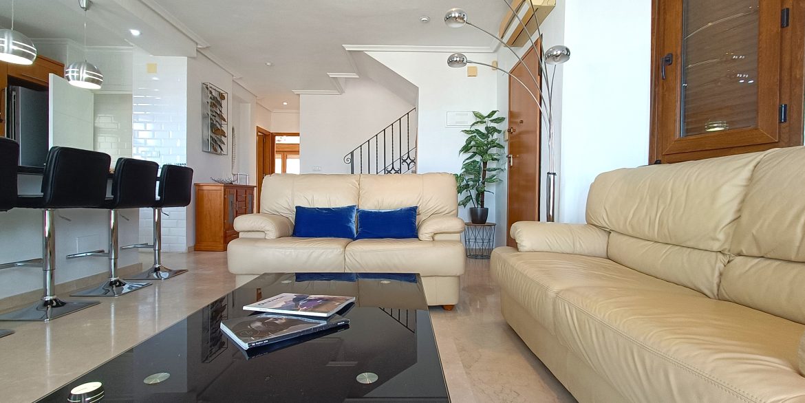 11162_beautiful_linked_detached_villa_060925113805_lou_4
