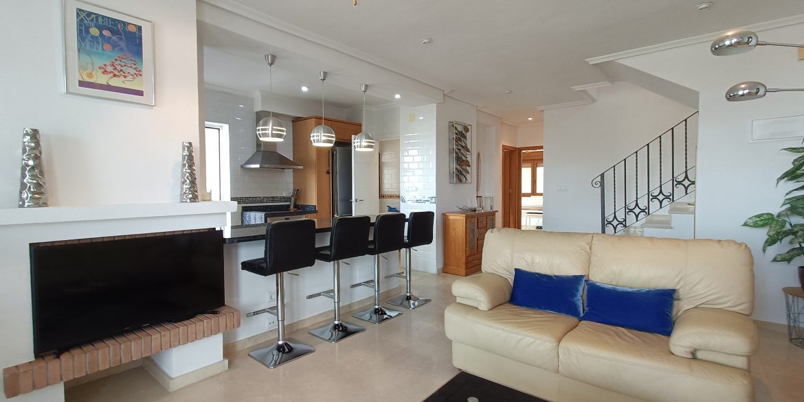 11162_beautiful_linked_detached_villa_060925114010_lou_6