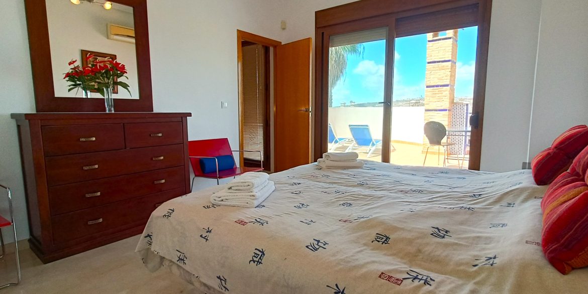 11162_beautiful_linked_detached_villa_060925114940_mas_5