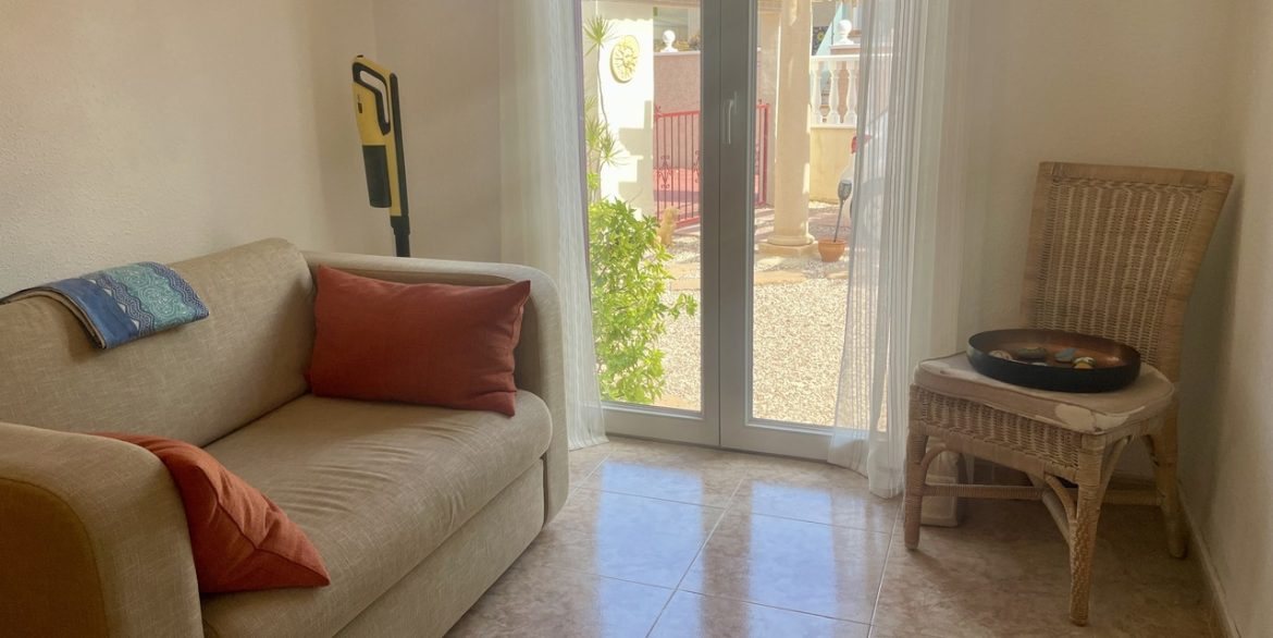 157948-villa-for-sale-in-algorfa-30547949-large