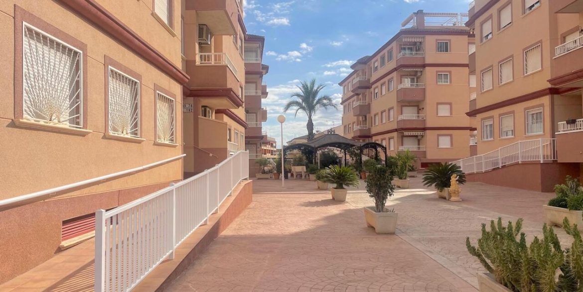 157949-apartment-for-sale-in-algorfa-30552360-large