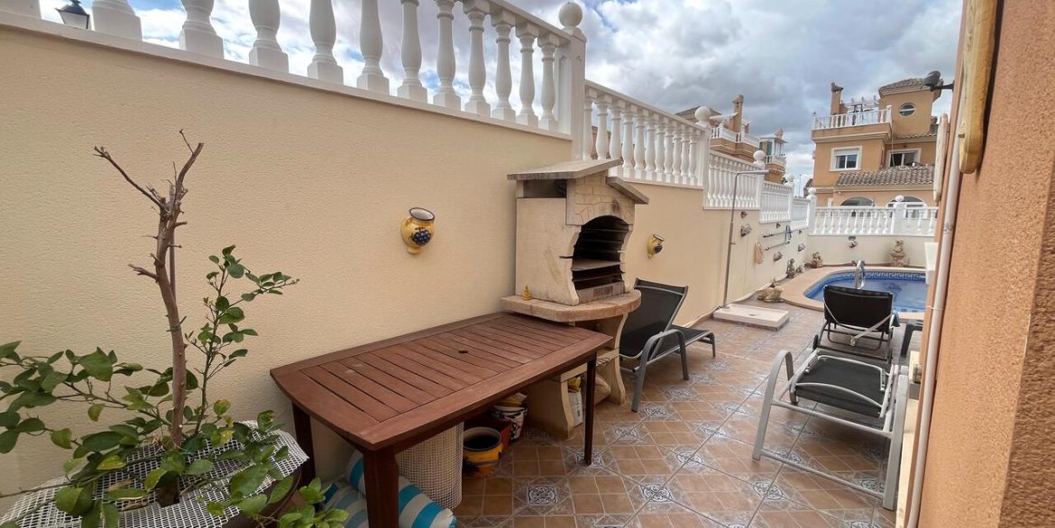 157963-villa-for-sale-in-algorfa-30552391-large