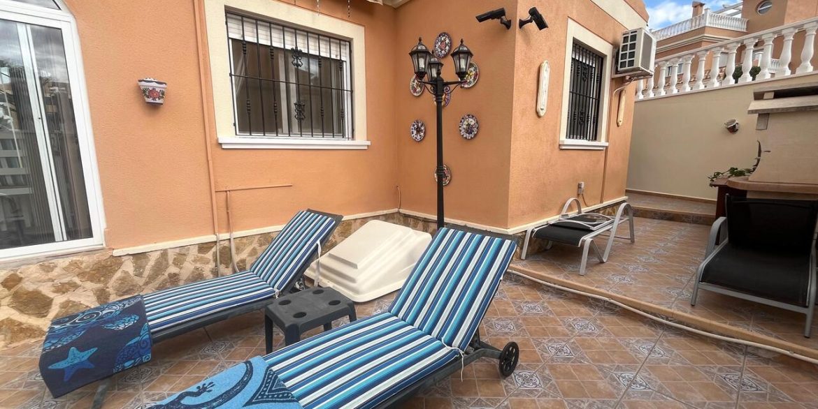 157963-villa-for-sale-in-algorfa-30552394-large
