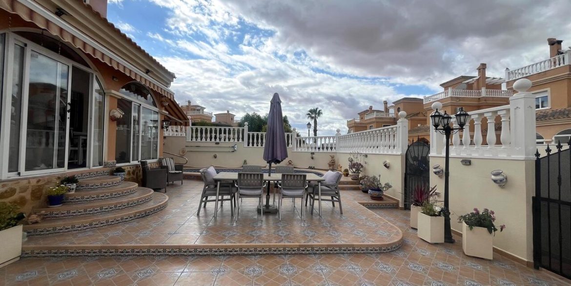 157963-villa-for-sale-in-algorfa-30552402-large