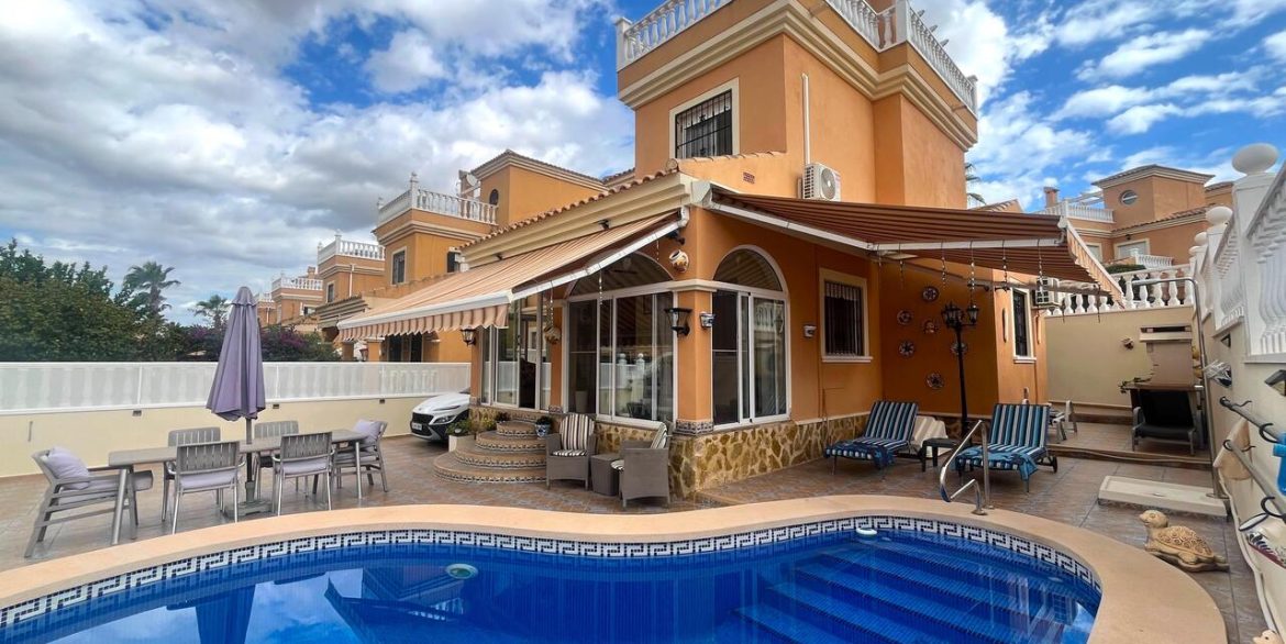 157963-villa-for-sale-in-algorfa-30552404-large