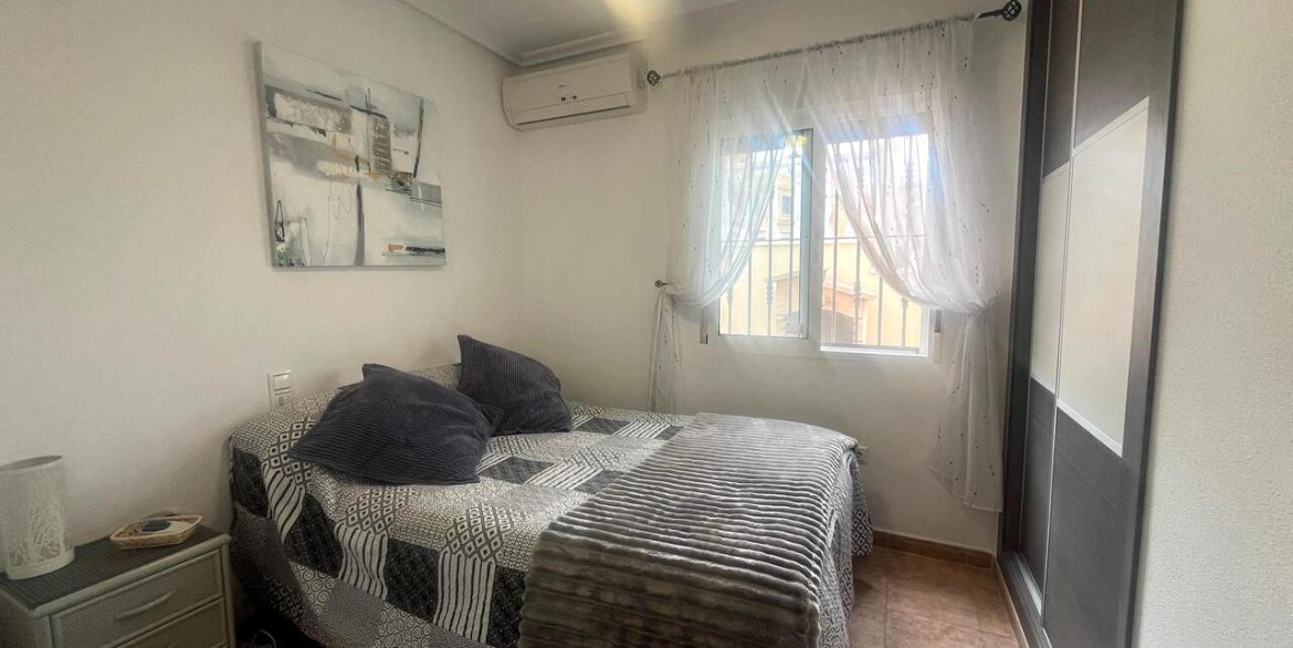 157963-villa-for-sale-in-algorfa-30552424-large