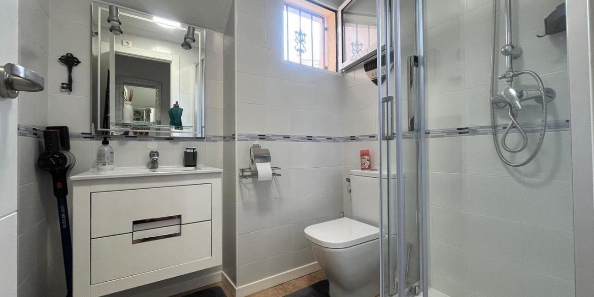 157963-villa-for-sale-in-algorfa-30552425-large