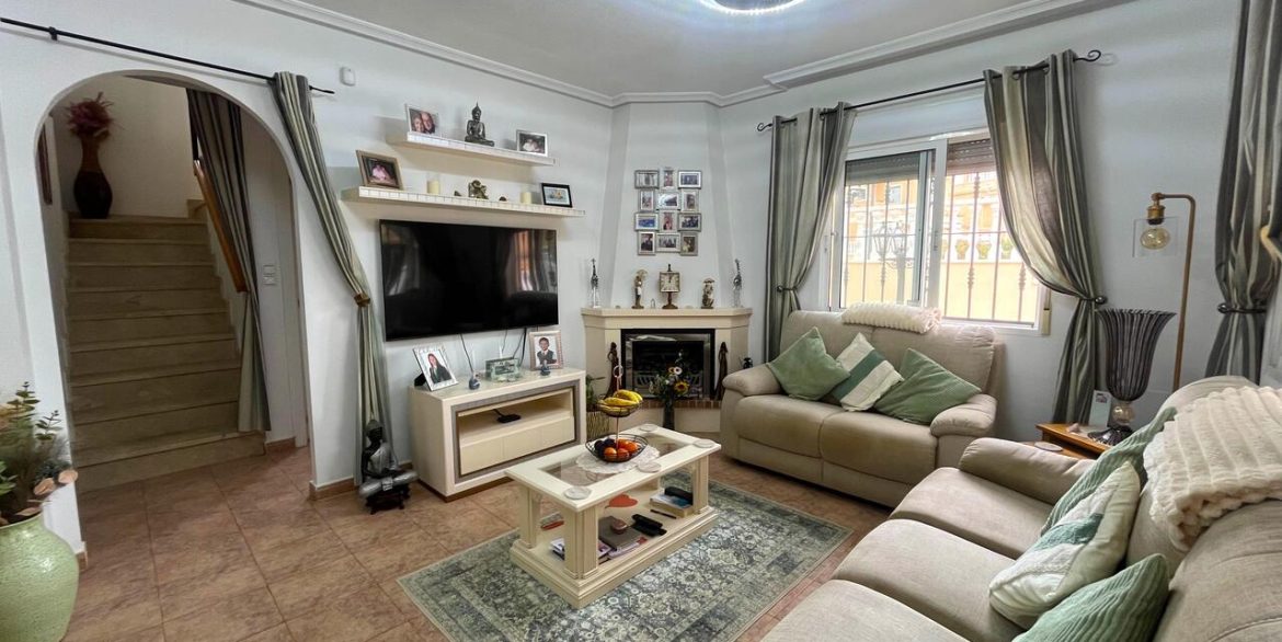 157963-villa-for-sale-in-algorfa-30552433-large