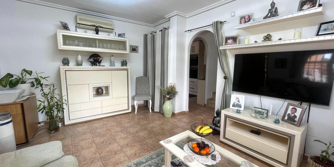 157963-villa-for-sale-in-algorfa-30552437-large