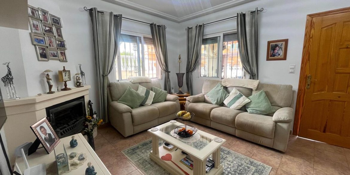 157963-villa-for-sale-in-algorfa-30552438-large