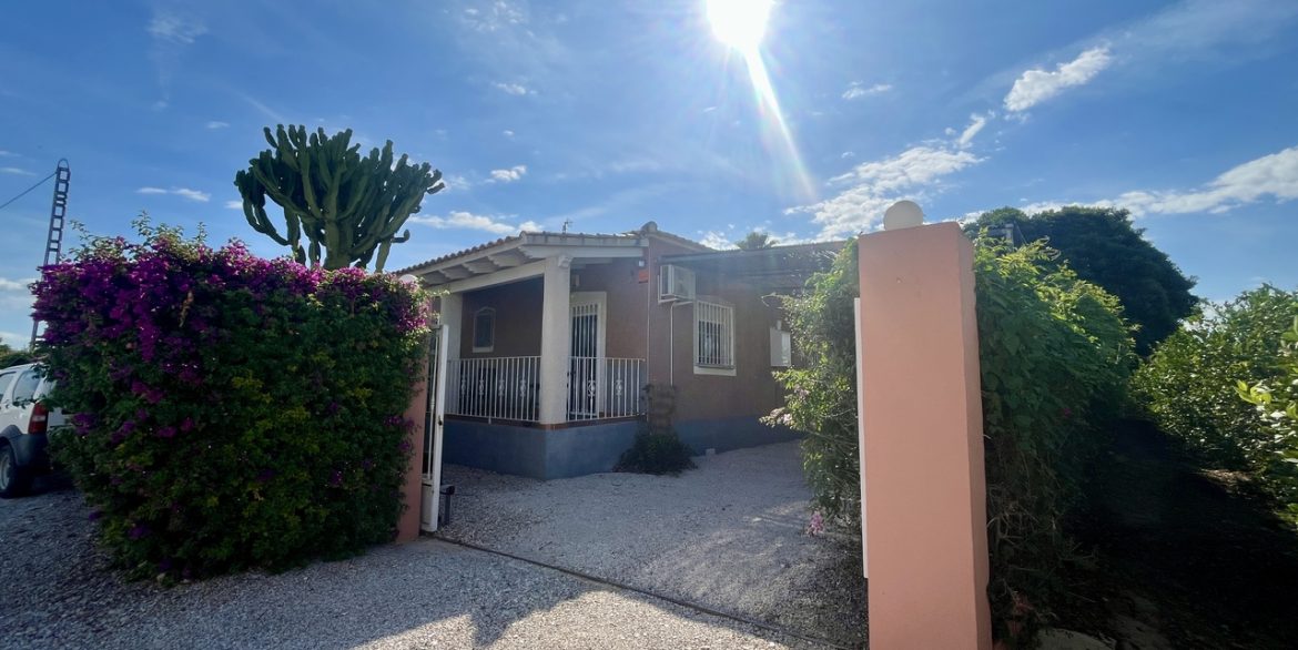 157982-villa-for-sale-in-orihuela-30559288-large