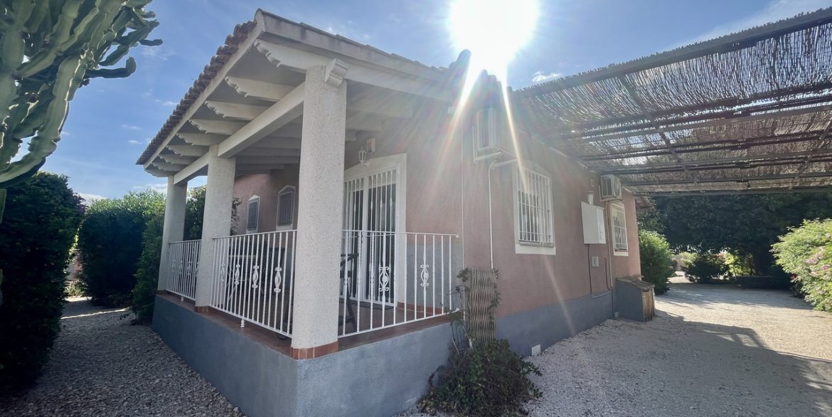 157982-villa-for-sale-in-orihuela-30559289-large