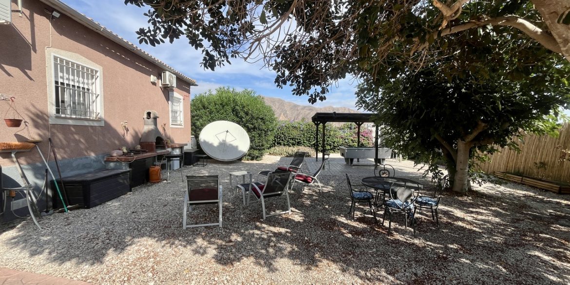 157982-villa-for-sale-in-orihuela-30559302-large