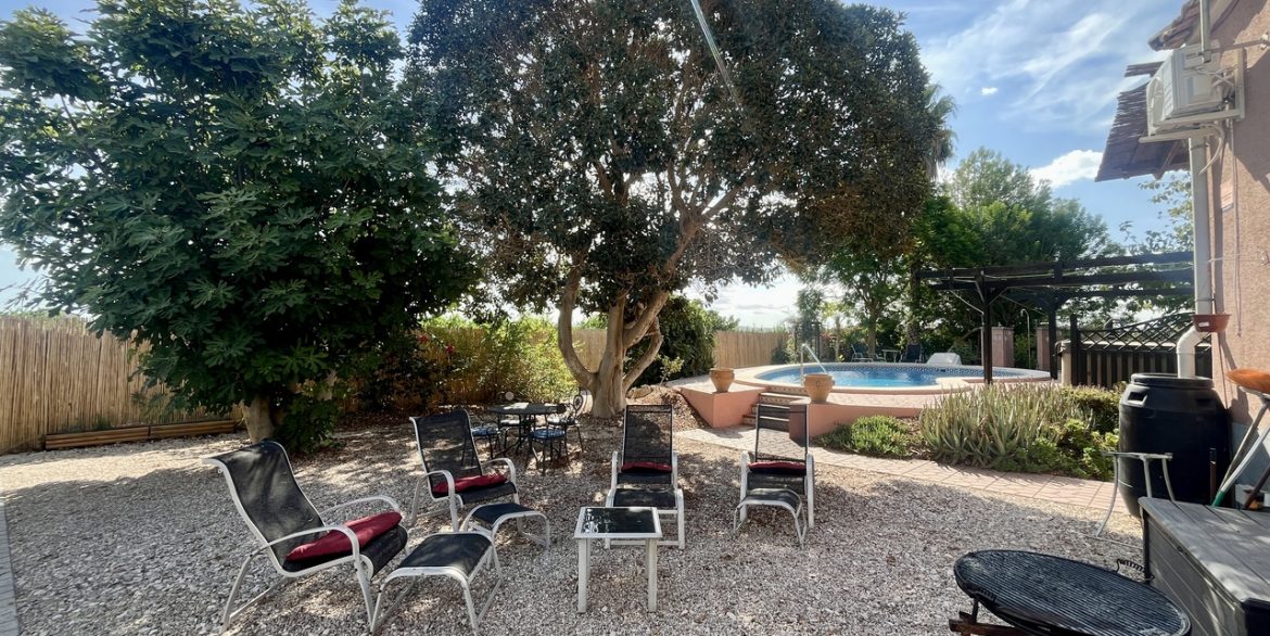 157982-villa-for-sale-in-orihuela-30559305-large