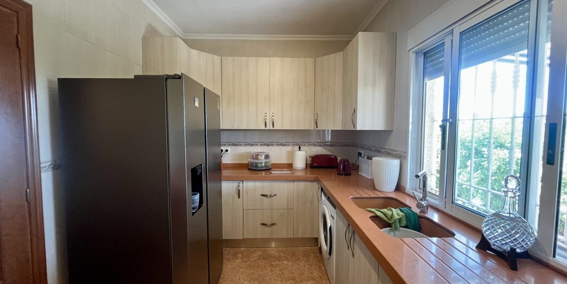 157982-villa-for-sale-in-orihuela-30559319-large