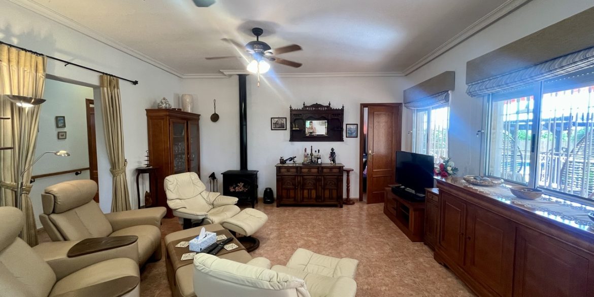 157982-villa-for-sale-in-orihuela-30559326-large
