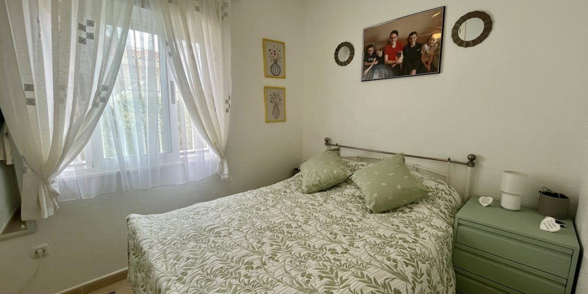 157983-villa-for-sale-in-algorfa-30559355-large