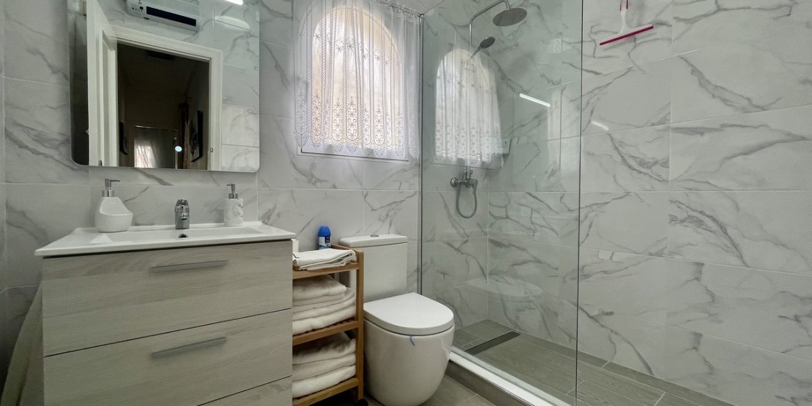 157983-villa-for-sale-in-algorfa-30559358-large