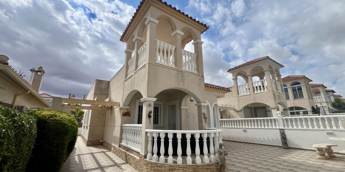157983-villa-for-sale-in-algorfa-30559373-large