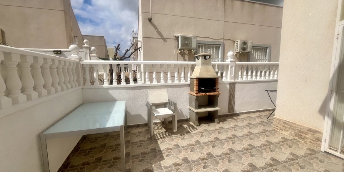 157983-villa-for-sale-in-algorfa-30559378-large