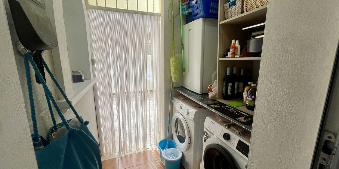 157983-villa-for-sale-in-algorfa-30559387-large