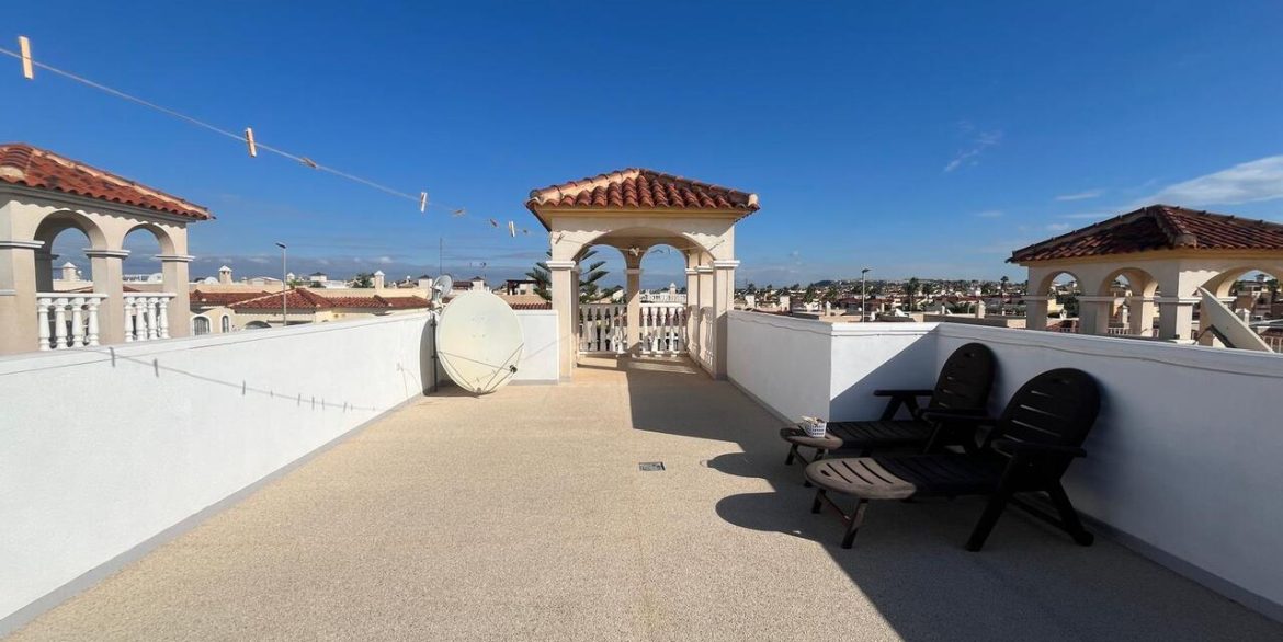 157983-villa-for-sale-in-algorfa-30584148-large