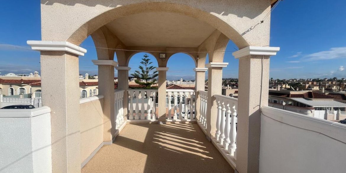 157983-villa-for-sale-in-algorfa-30584152-large