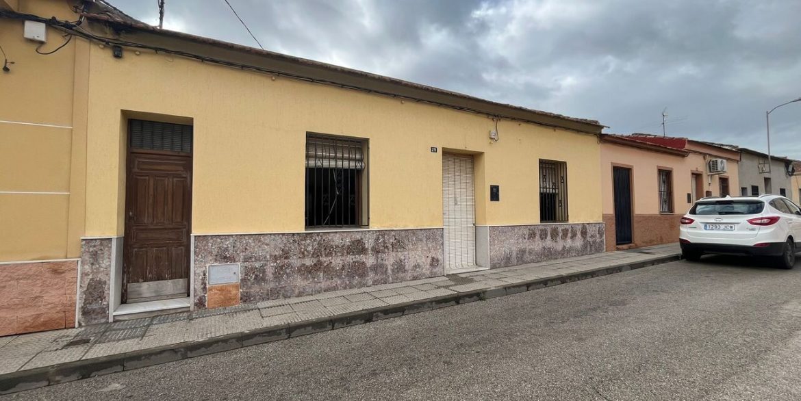 158051-townhouse-for-sale-in-benejuzar-30584165-large