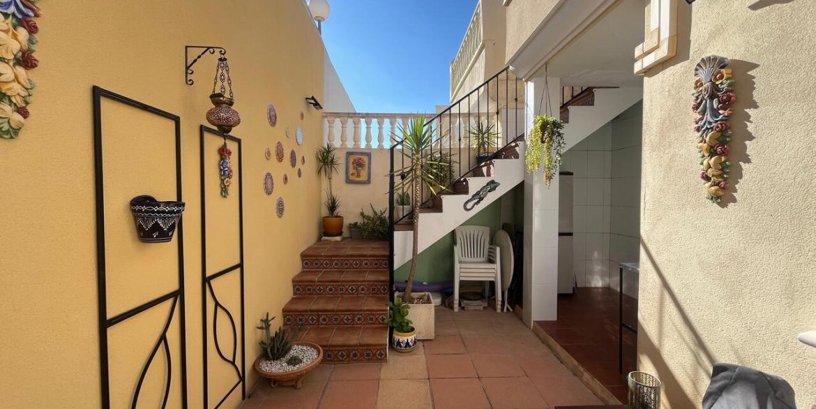 158280-townhouse-for-sale-in-algorfa-30665276-large