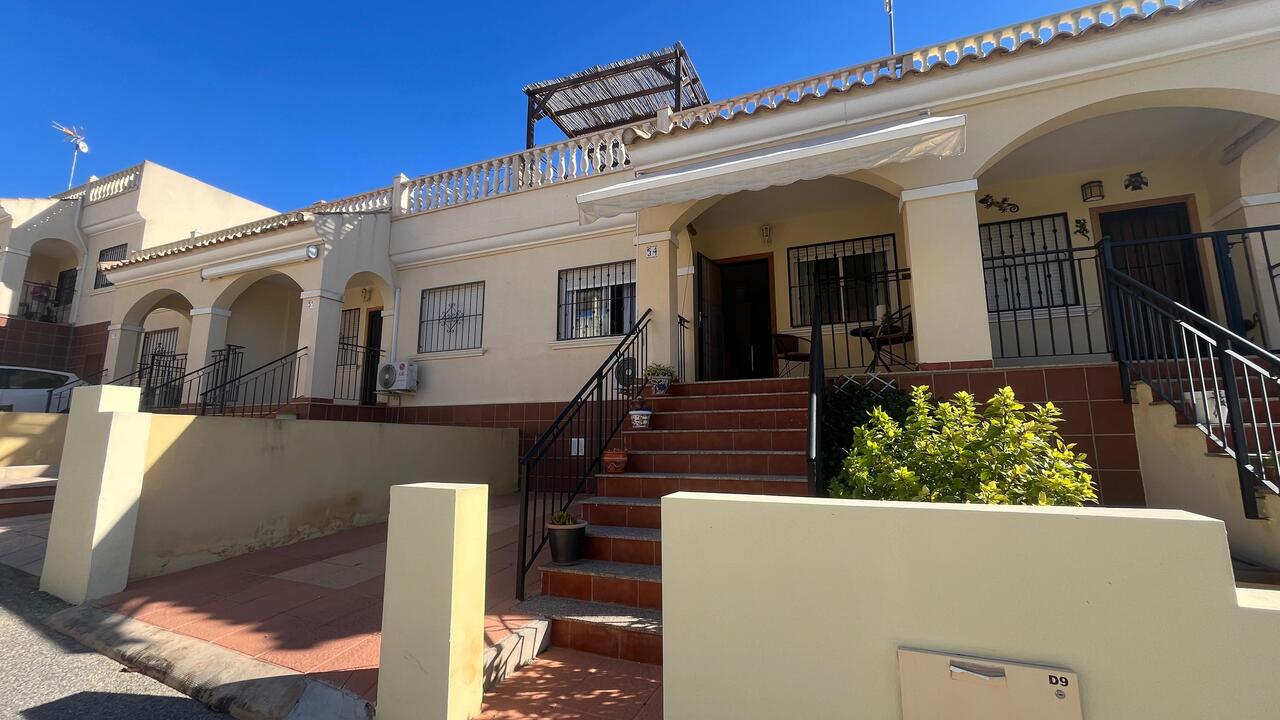 2 Bed, 1 Bath, Townhouse in Algorfa