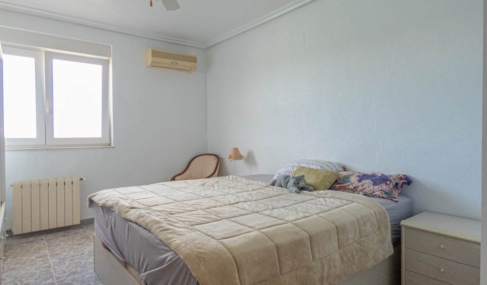 8093_stunning_reformed_countryside_villa_051024105148_p1210259
