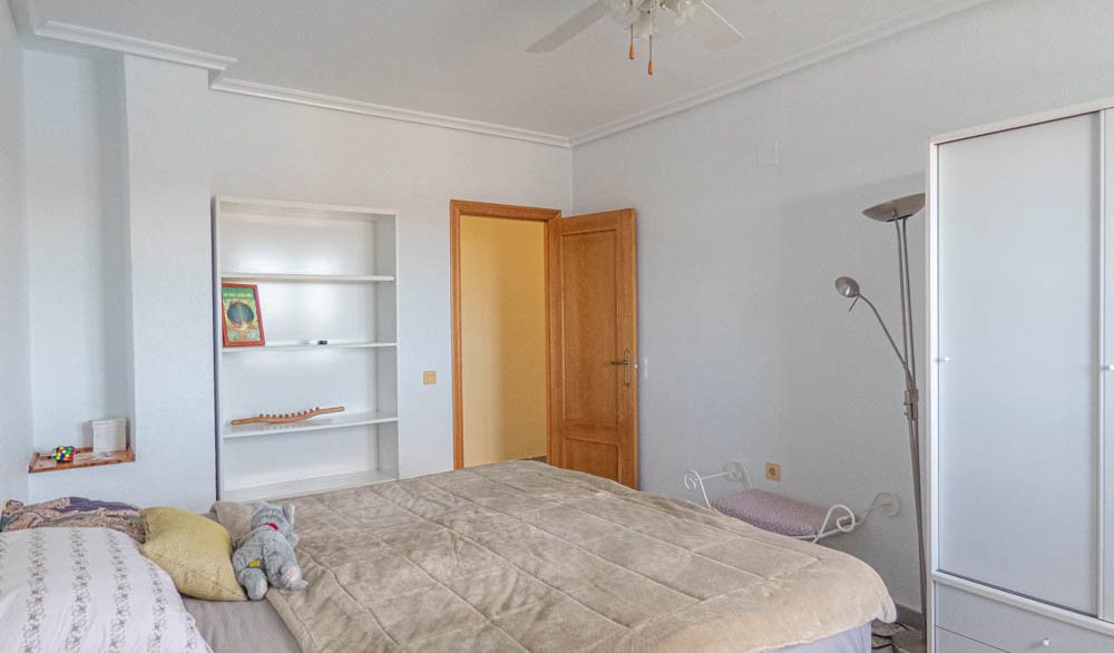 8093_stunning_reformed_countryside_villa_051024105148_p1210261