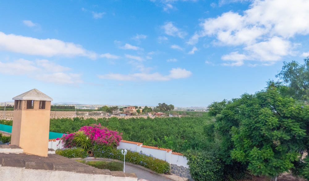 8093_stunning_reformed_countryside_villa_051024105614_p1210301