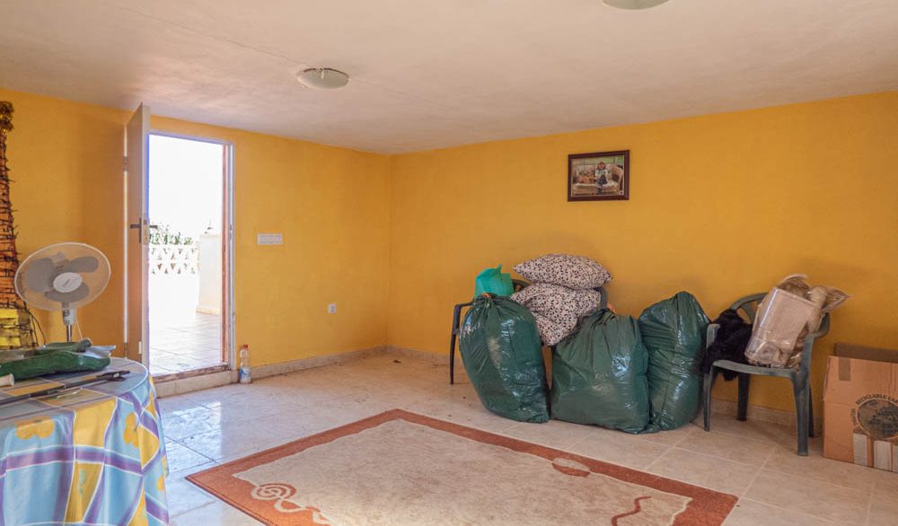 8361_stunning_villa_in_rafal_051224124545_p1200855