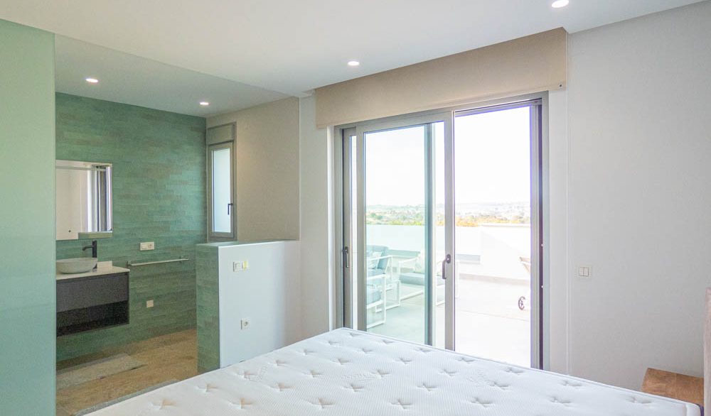 9942_amazing_modern_villa_for_sale_280225112453_view_a