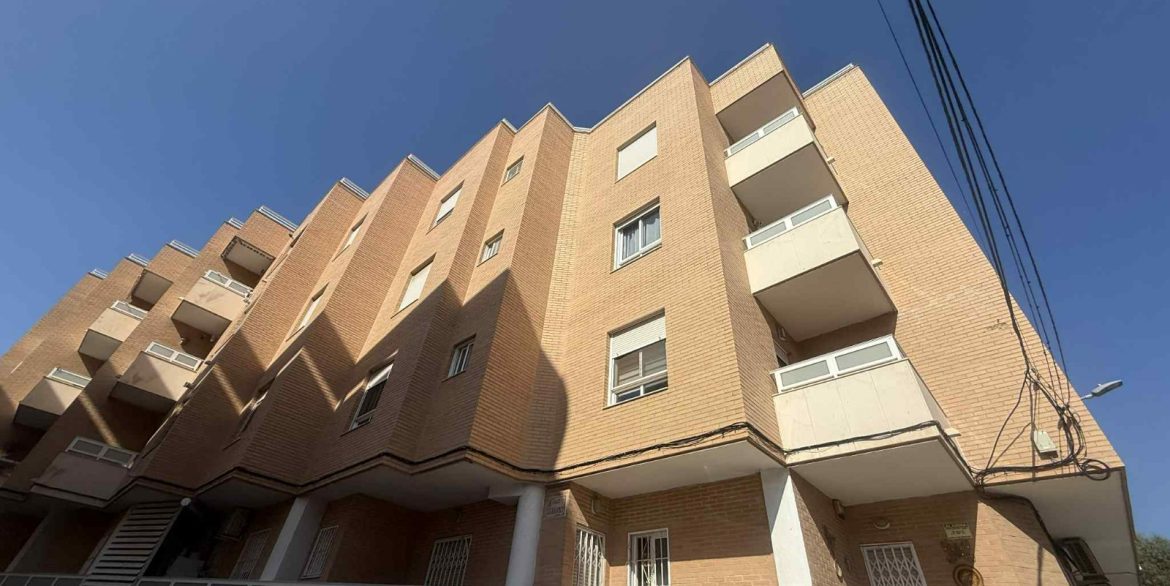 o_1j6slv5i8e7q1lftp0p1ve01uph2b