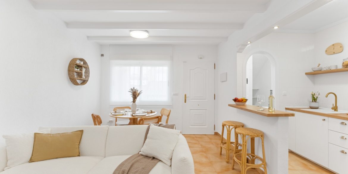 o_1j7m9ji9m5a916jeldd1f2ke433h