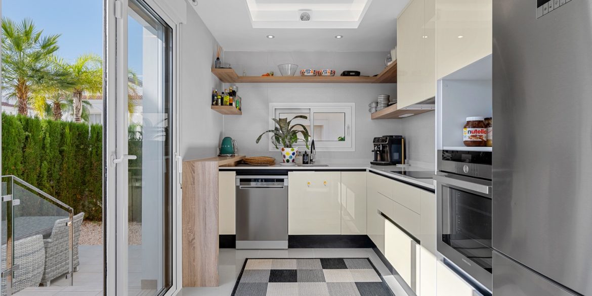 o_1j80l3sepocrnvq1e4512i1gog2v