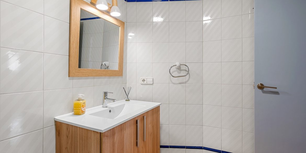 o_1j810j3lo1026d971jlo1afic9a2e