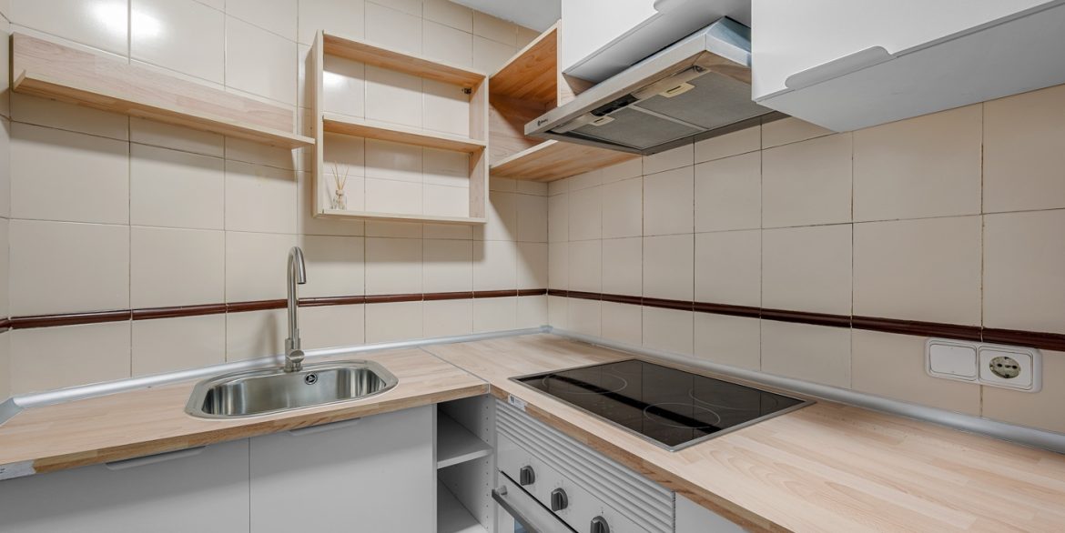 o_1j810j3lod16bc512j6nvj1hbu2k