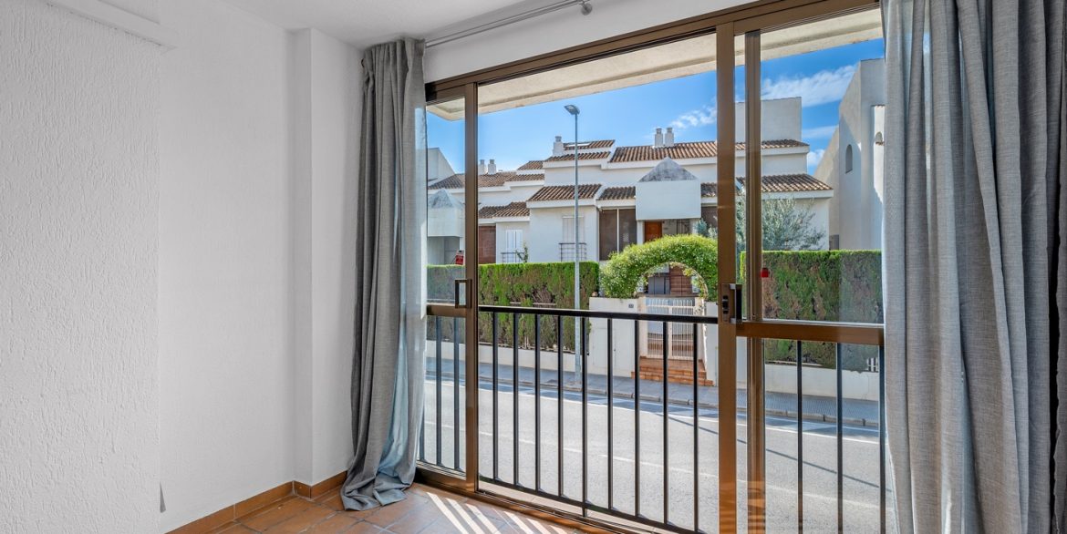 o_1j810j3lor1a1old1ilbm6gfak2j