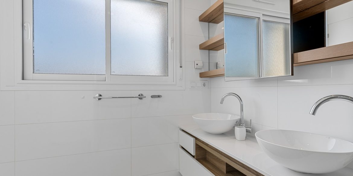 o_1j82vk3n56k1mb1g31t711hr22u