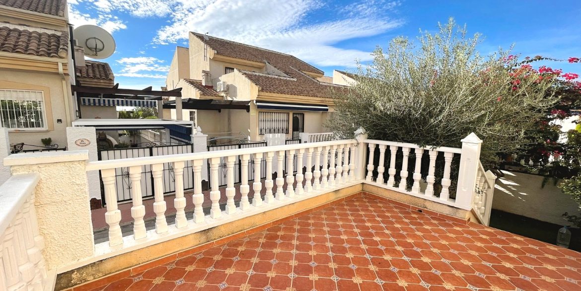 o_1j836q9541alhb07jvd7gs4bf2h