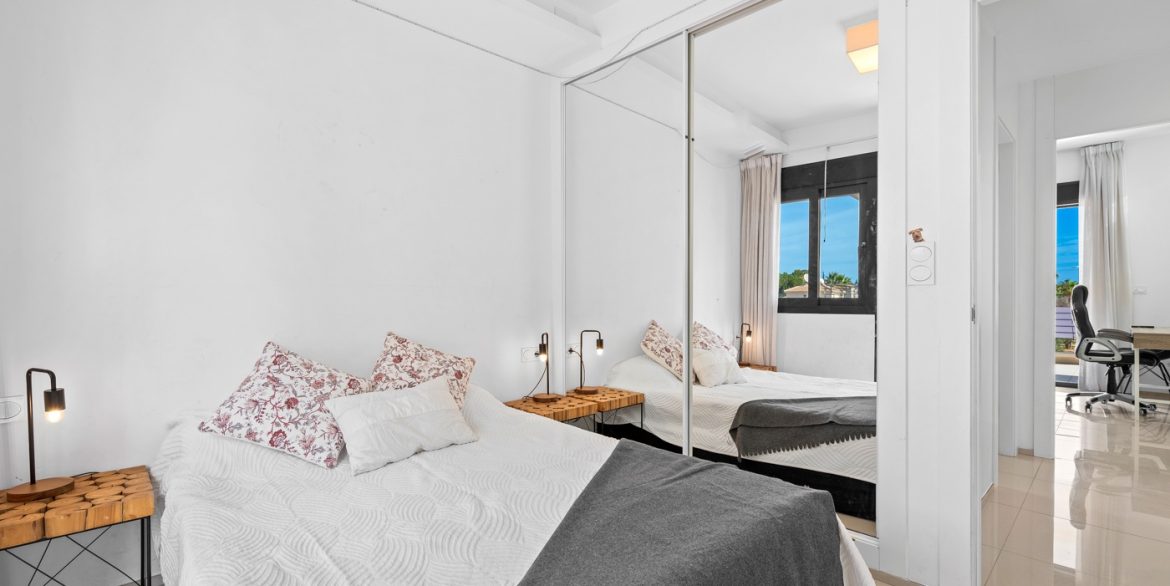 o_1j85ktkto1rd6un11pm4tu9feg3n