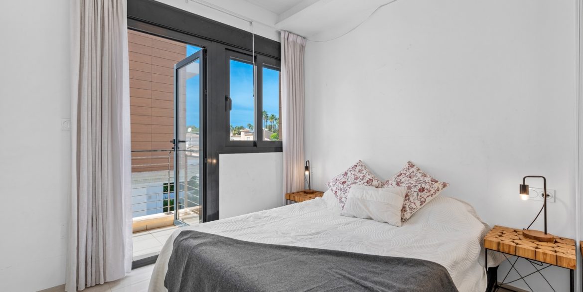 o_1j85ktkto4f71n5rbicsnfnr3s