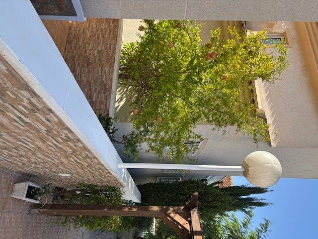 o_1j8aihdln1qbrrgbiu6ru7161i1p