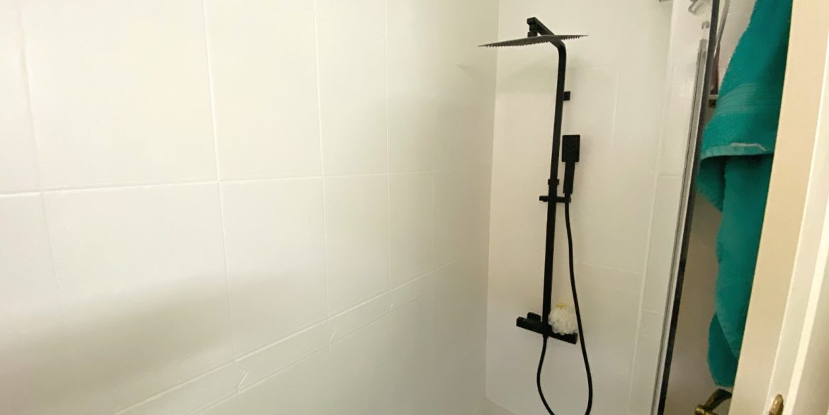 o_1j8l9tdrn1s851iq213gt11jt14cv2u