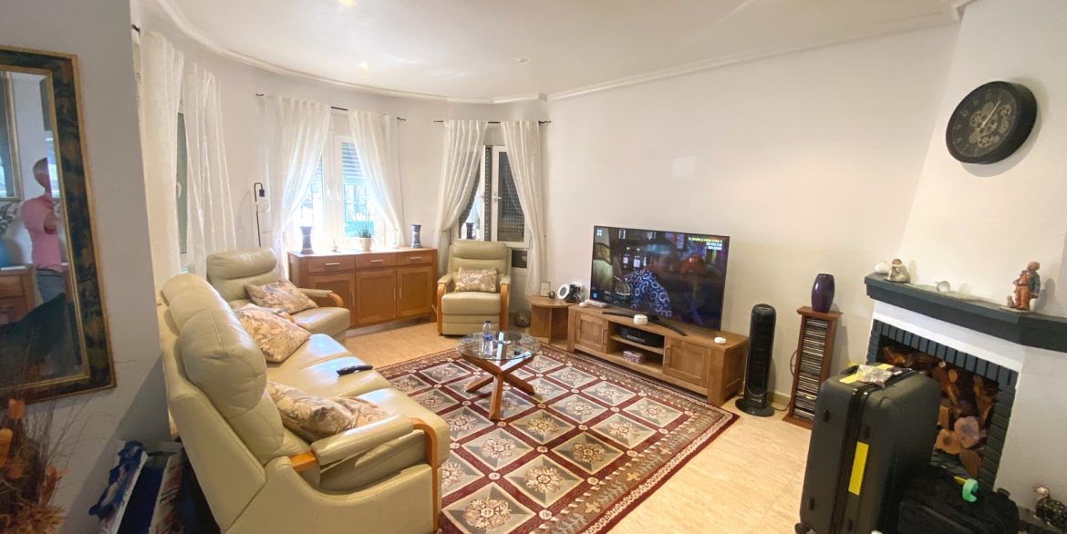 o_1j8l9tdrnjpn1rpk18u41k1jihg2q