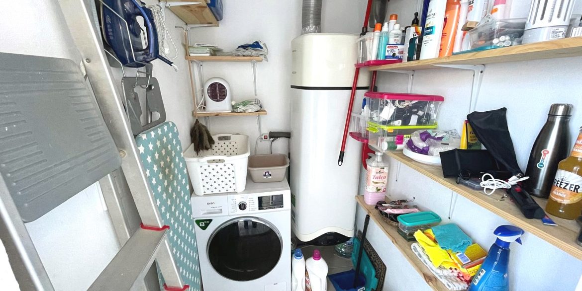 o_1j8nuptrr1jh1104inn1q0c1f0g2d